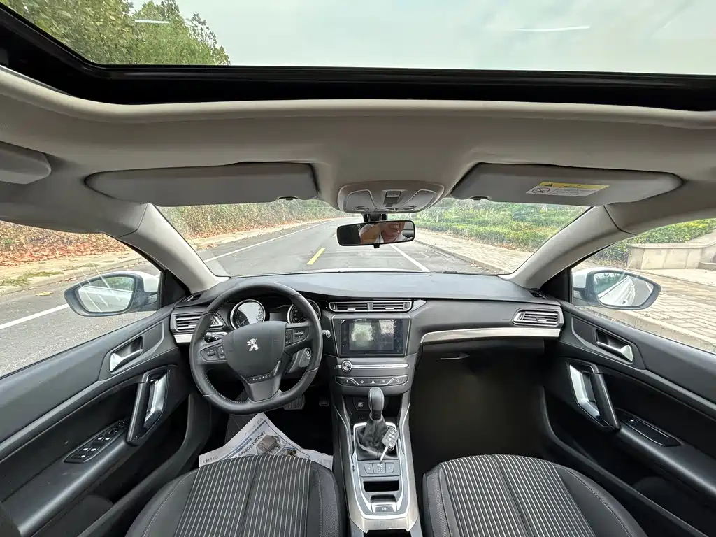 Peugeot 408 — миниатюра 9