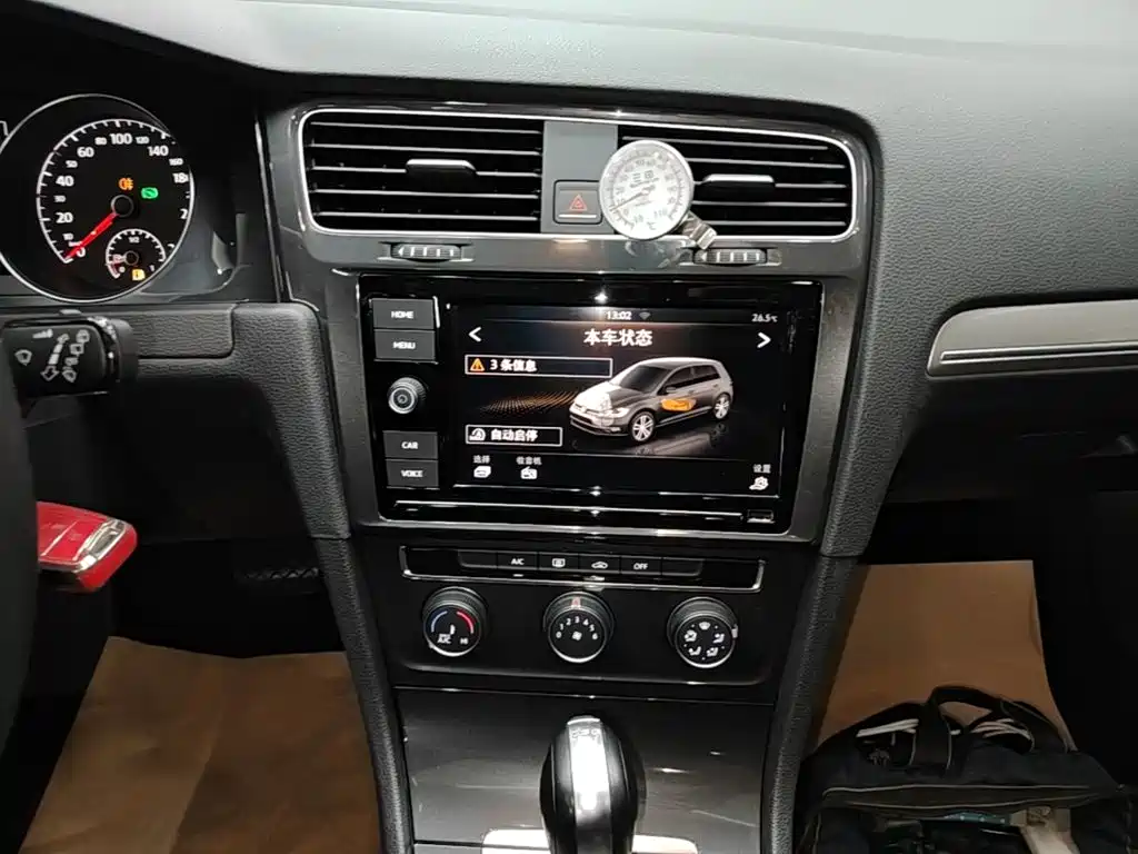 Volkswagen Golf — миниатюра 13