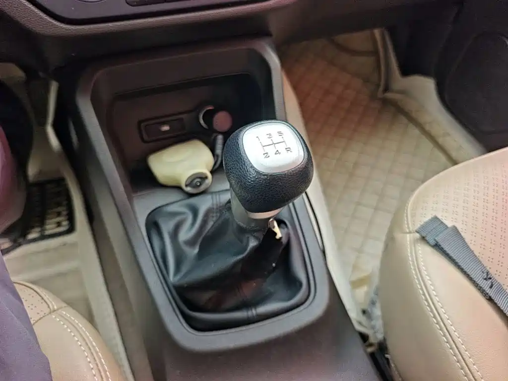 Wuling Hongguang — миниатюра 14