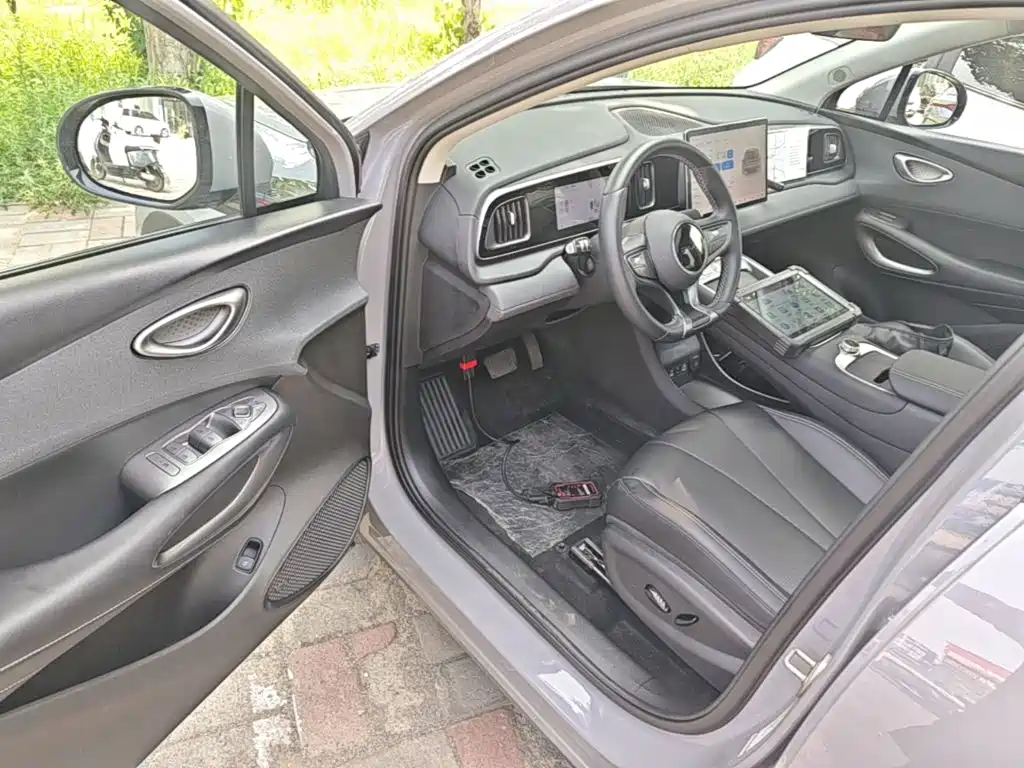 BYD Морской лев 05 EV — миниатюра 16