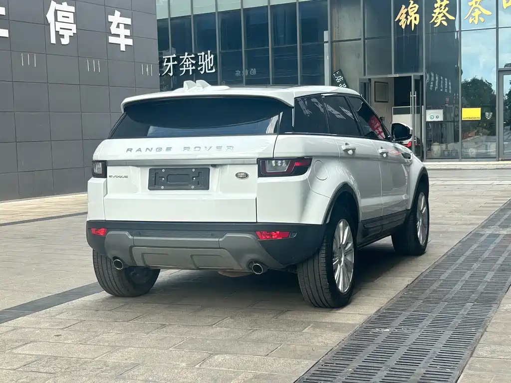 Land Rover Evoque — миниатюра 7