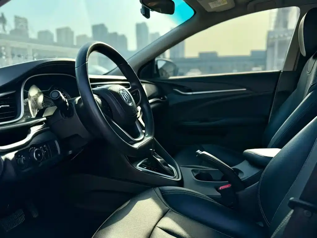 Buick Excelle — миниатюра 4