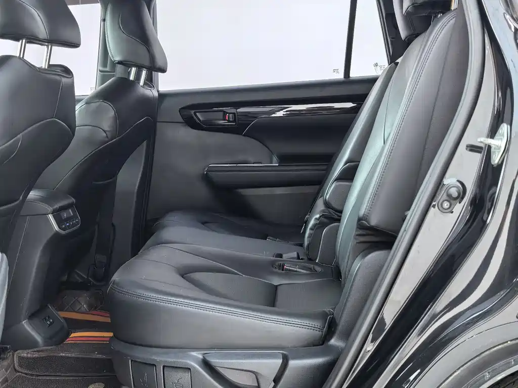 Toyota Crown Kluger 2022 2.5L HEV Elite