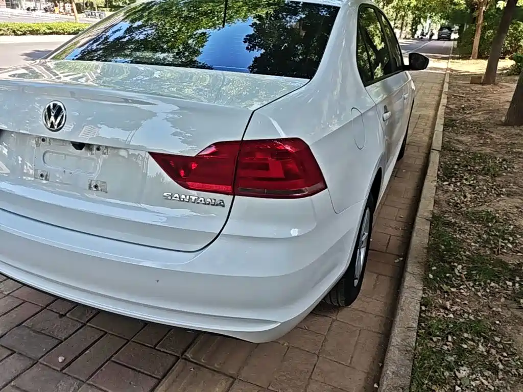 Volkswagen Santana — миниатюра 8