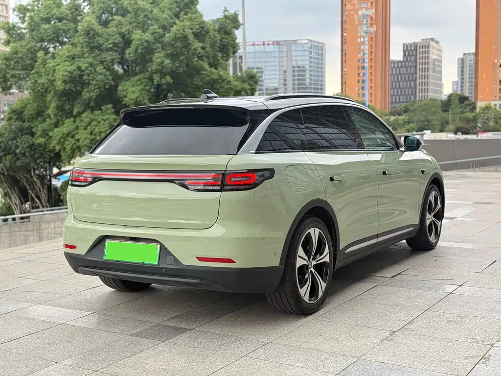 Leapmotor Leapmotor C11 — миниатюра 8