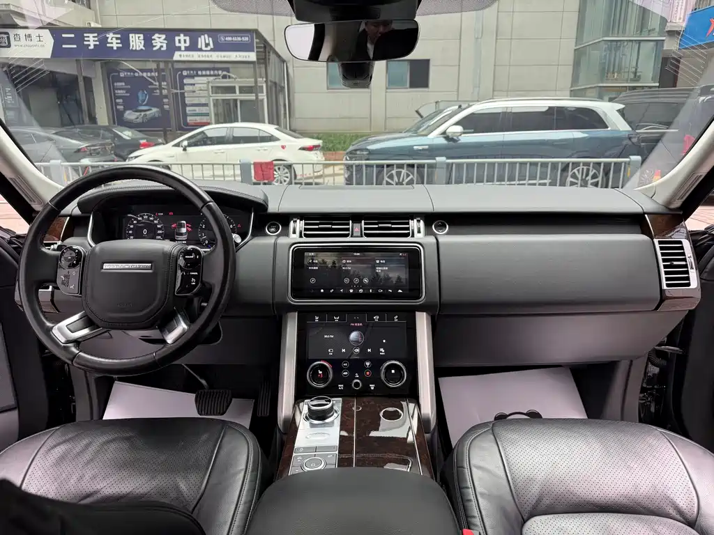 LAND ROVER RANGE ROVER