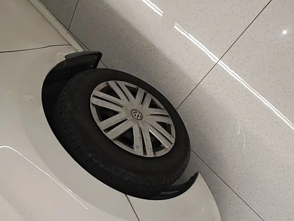 Volkswagen Polo — миниатюра 23