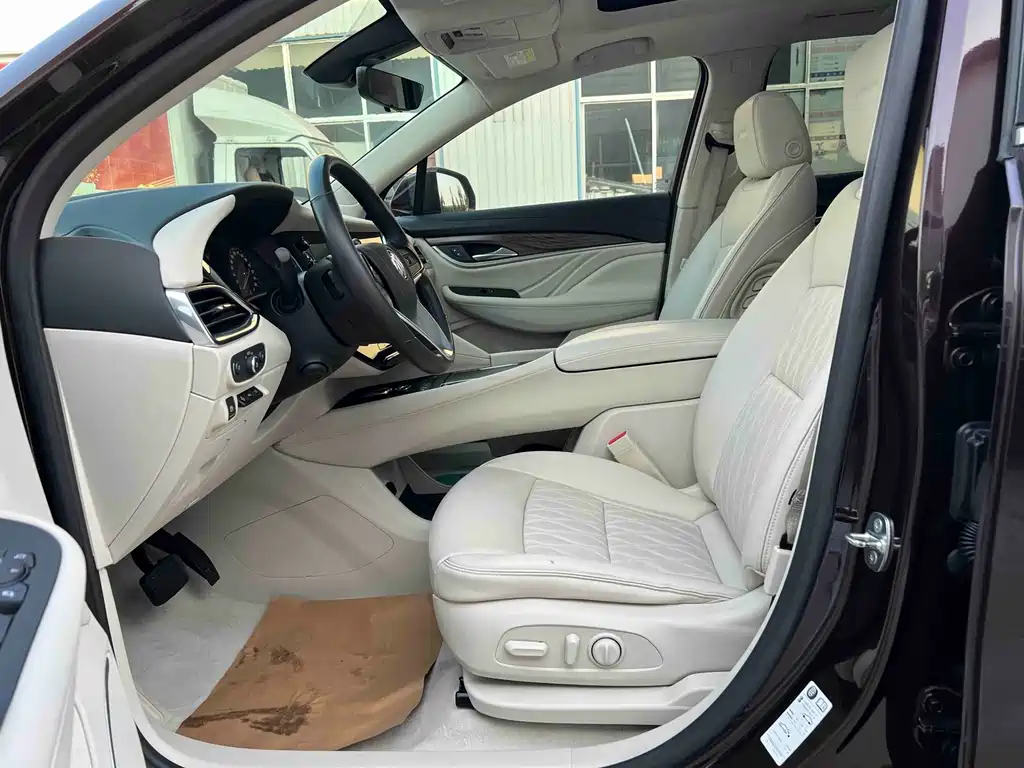Buick Enclave — миниатюра 4