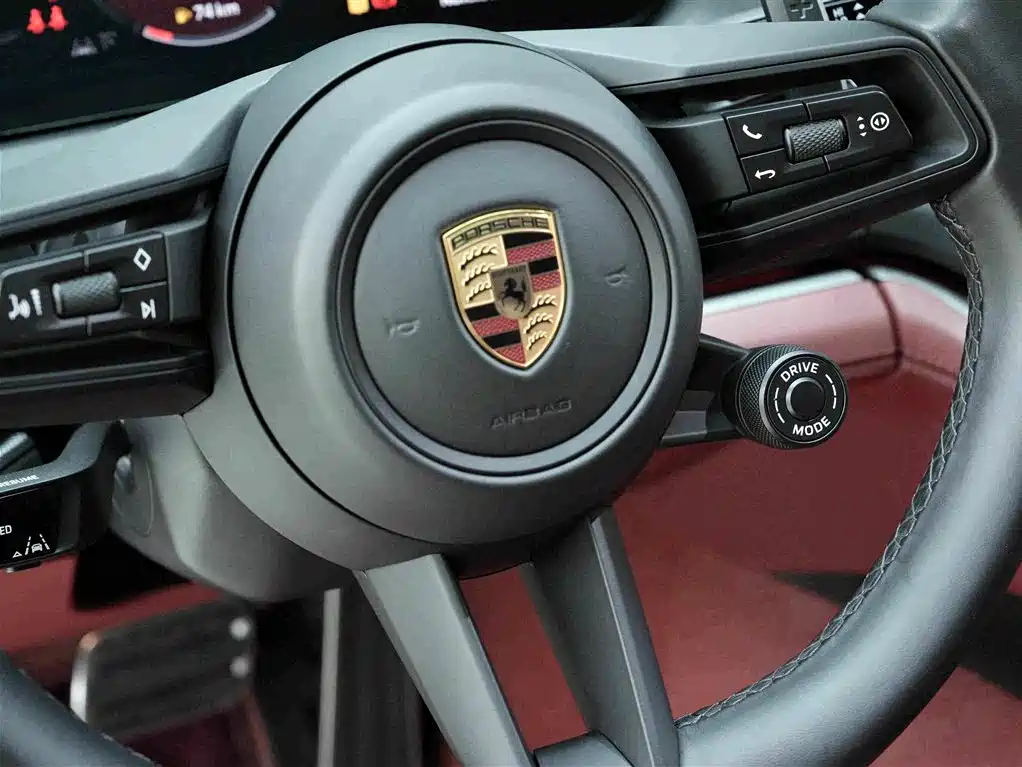 Porsche Panamera — миниатюра 17