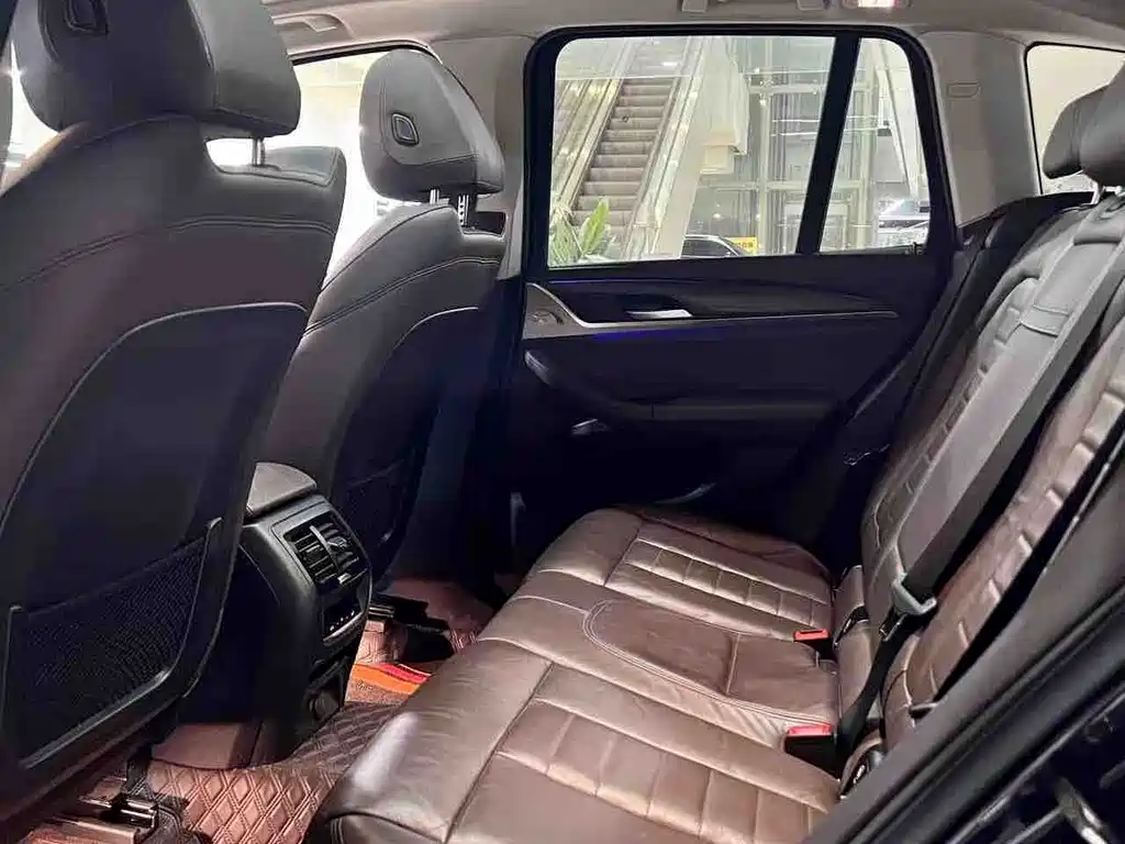 BMW X3 — миниатюра 10