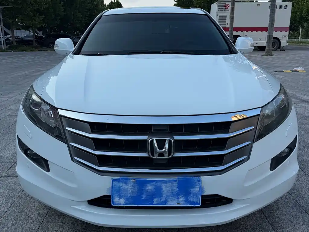 Honda Crosstour — миниатюра 2