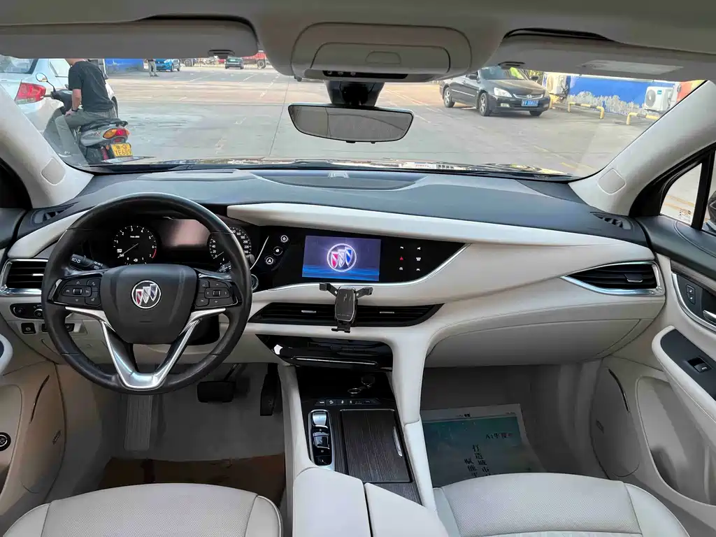 Buick Enclave — миниатюра 6