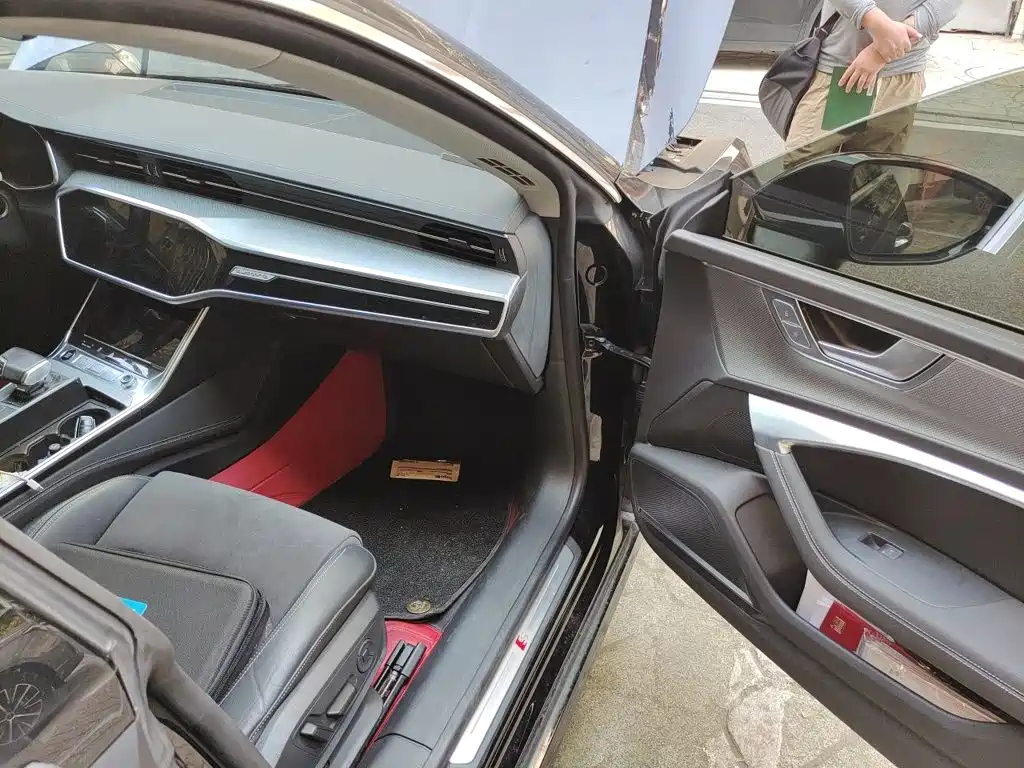 Audi A7L — миниатюра 19
