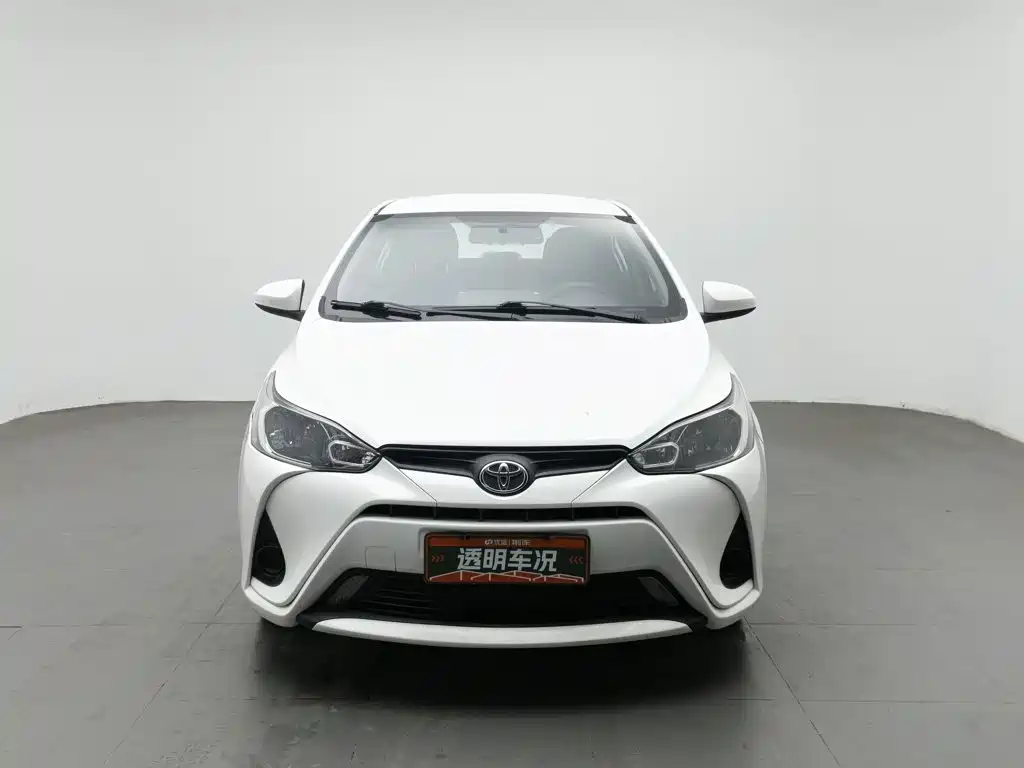 Toyota Yaris L — миниатюра 3