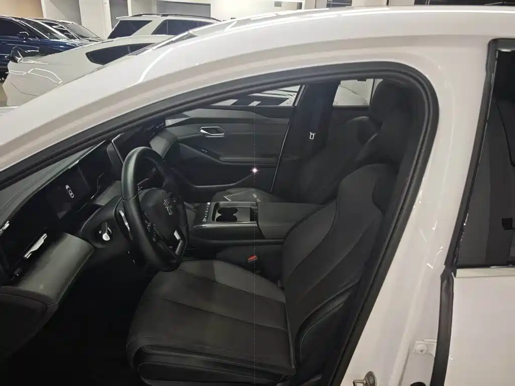 BYD Qin L — миниатюра 12