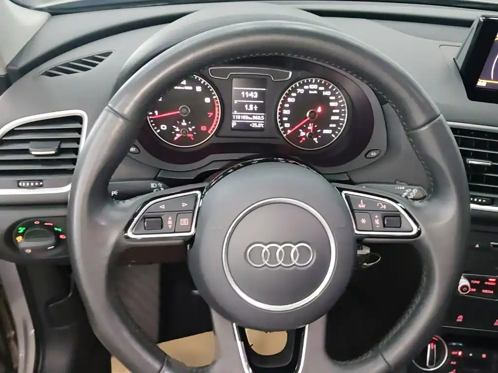 Audi Q3 — миниатюра 11