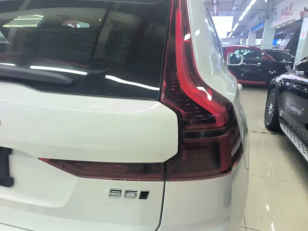 Volvo XC60 — миниатюра 8