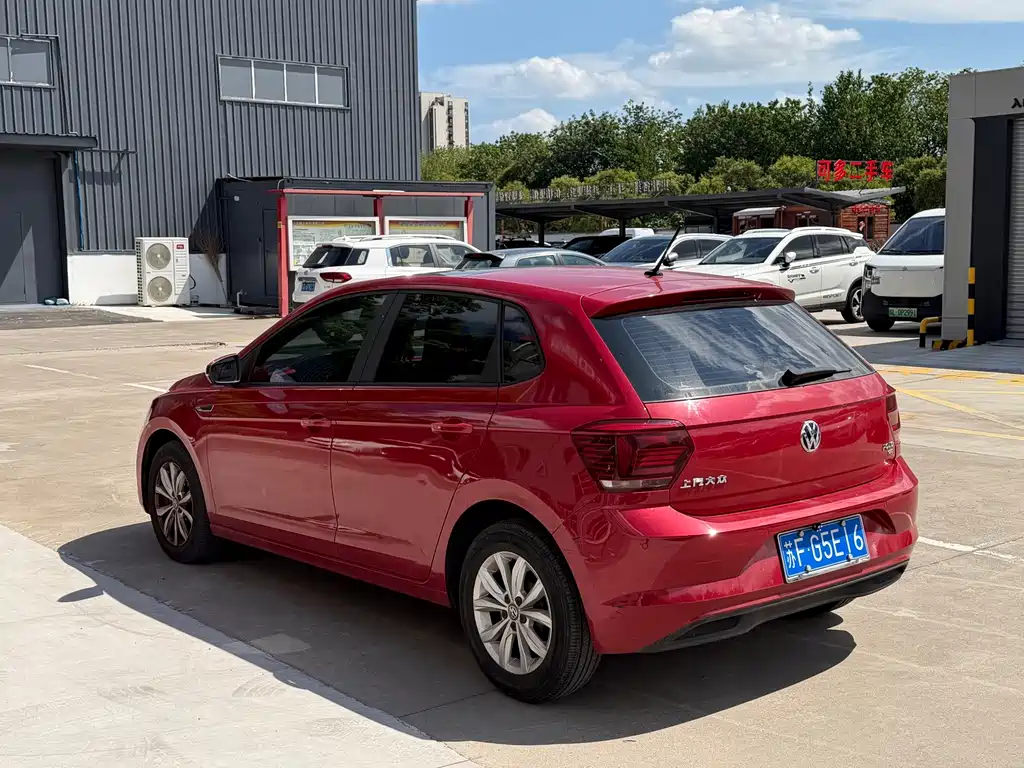Volkswagen Polo — миниатюра 6