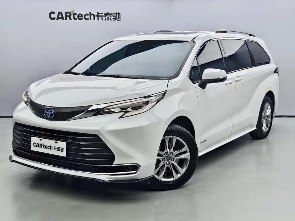 Toyota Sienna 2024