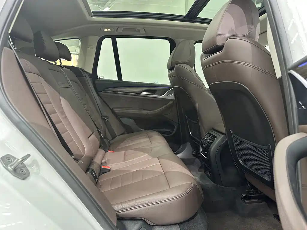 BMW X3 — миниатюра 18