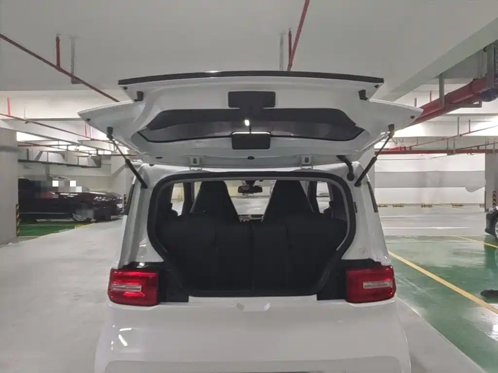 Wuling MINIEV — миниатюра 19