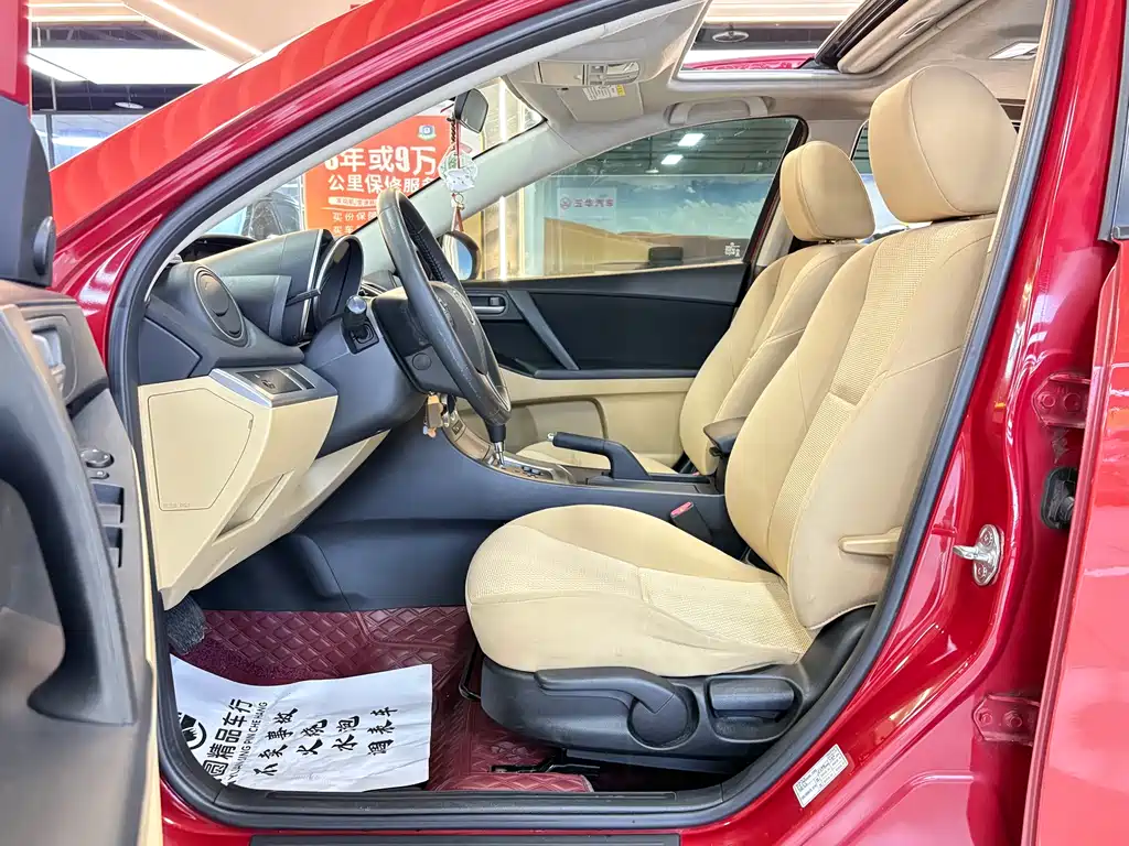 Mazda Mazda3 2010 1.6 AT Luxury