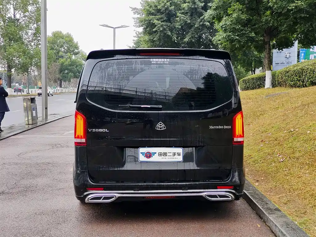 MERCEDES-BENZ VITO