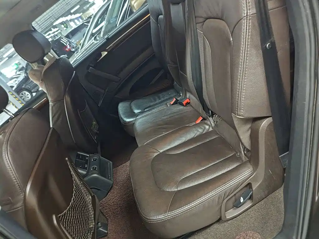 Audi Q7 — миниатюра 17