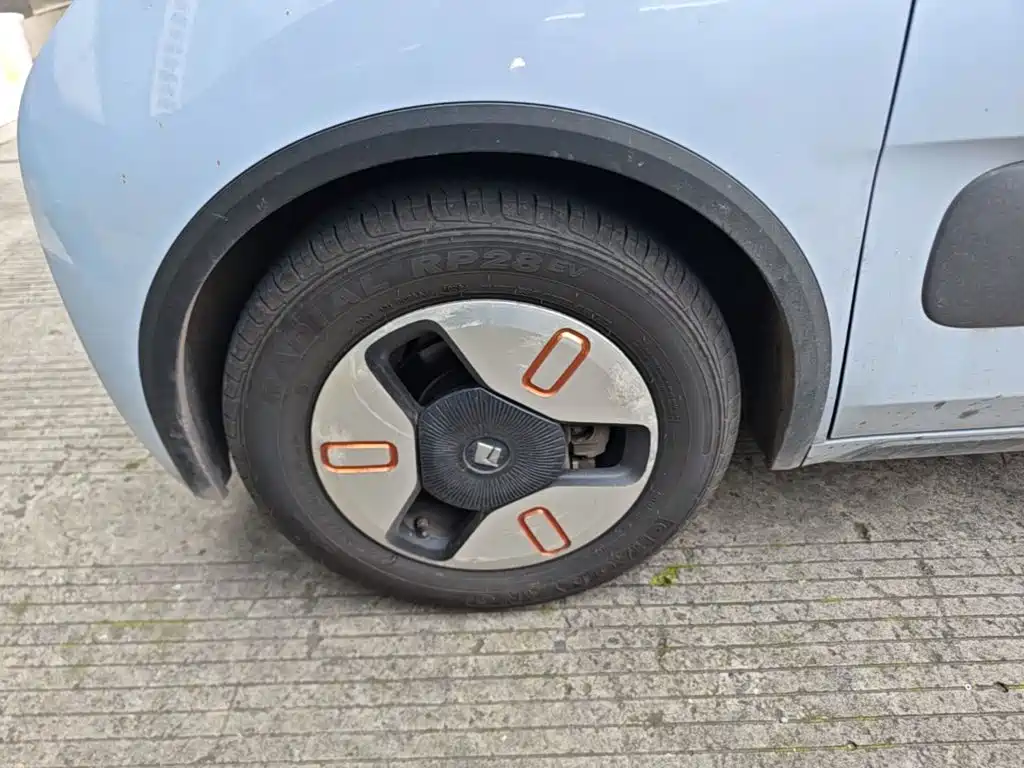 Baojun KiWi EV — миниатюра 23
