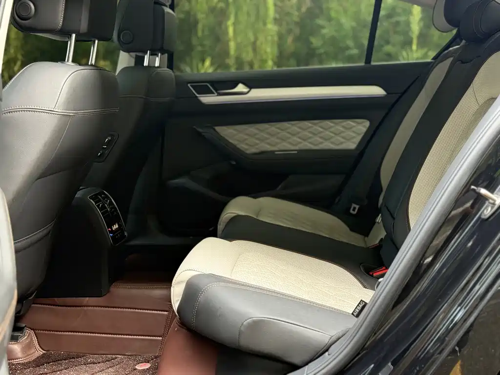 Volkswagen Magotan — миниатюра 7