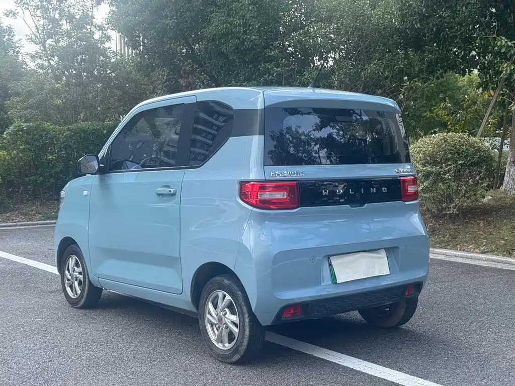 Wuling MINIEV — миниатюра 6