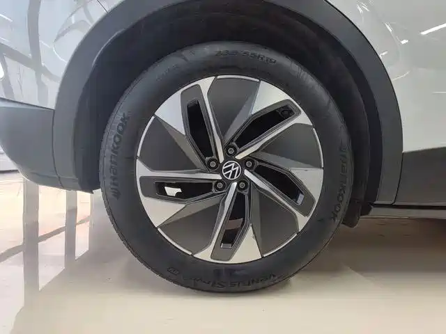 VOLKSWAGEN ID.4 CROZZ