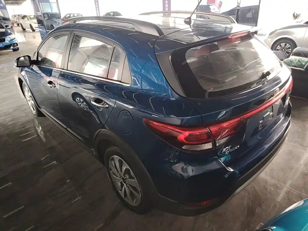 Kia KX Cross — миниатюра 5