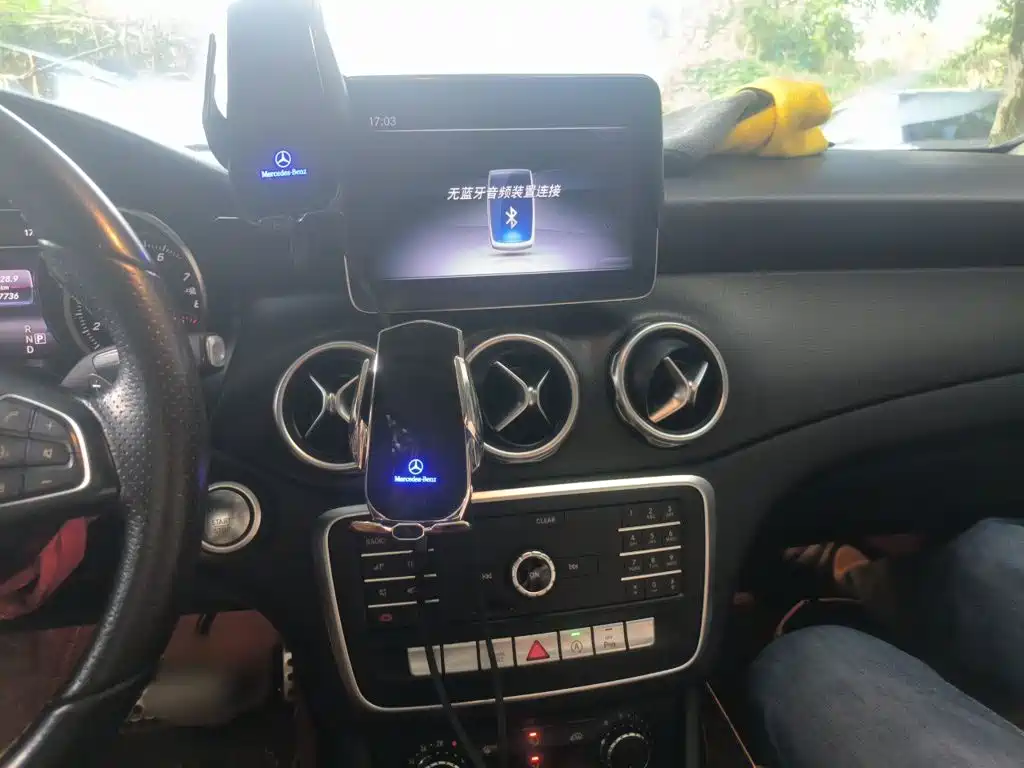 Mercedes-Benz GLA — миниатюра 6
