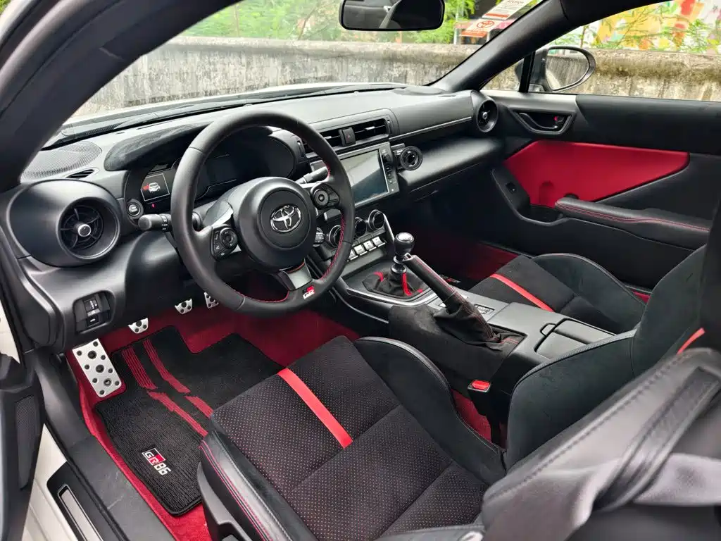 Toyota 86 — миниатюра 8