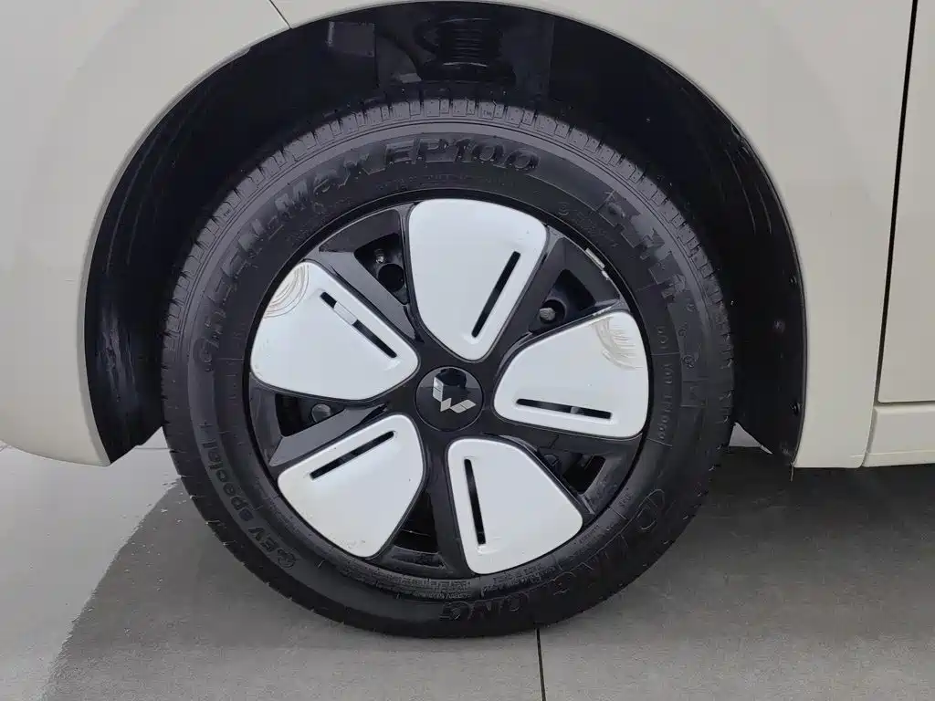 Wuling MINIEV — миниатюра 17