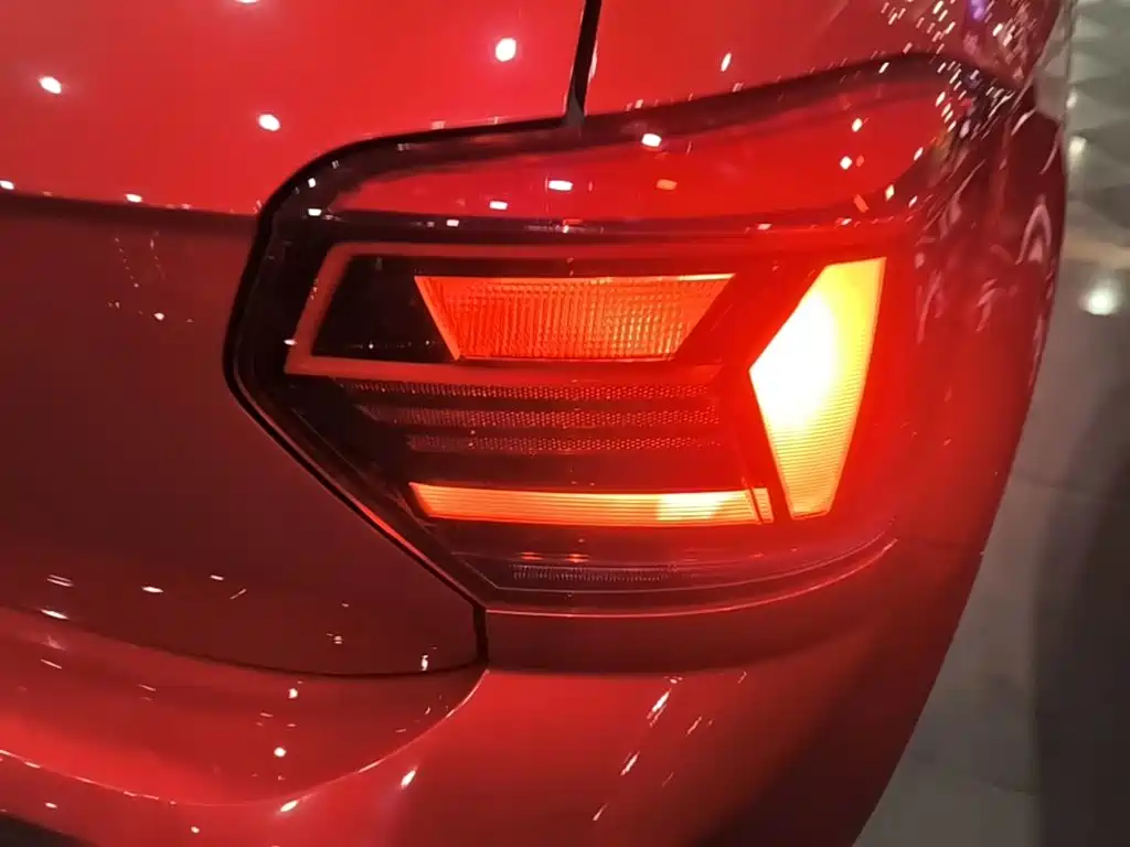Volkswagen Polo — миниатюра 8