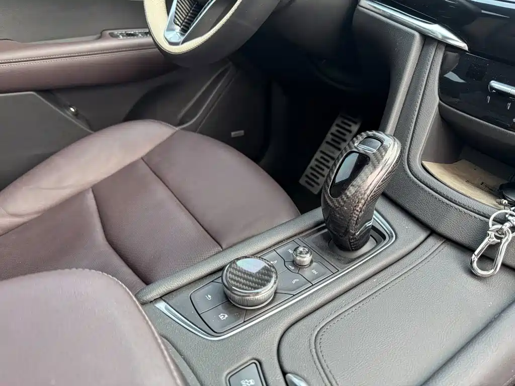Cadillac XT6 — миниатюра 16