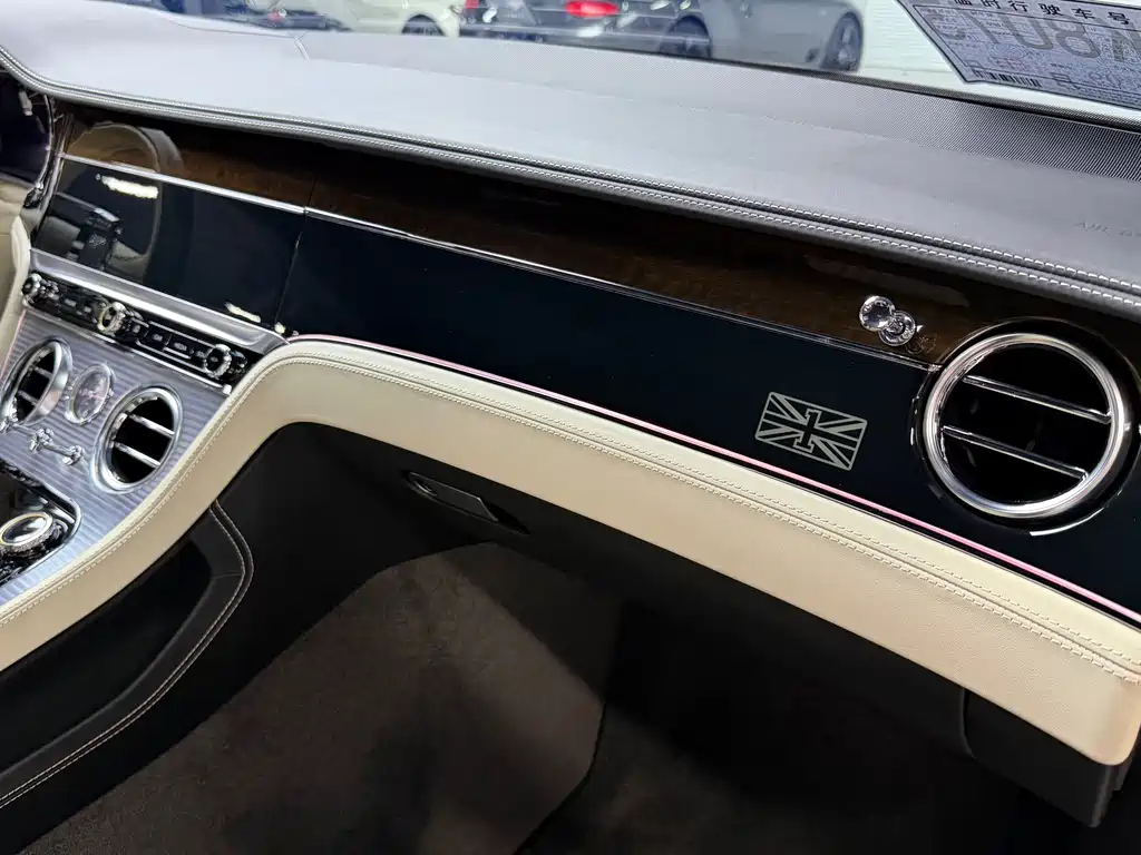 Bentley Continental — миниатюра 13
