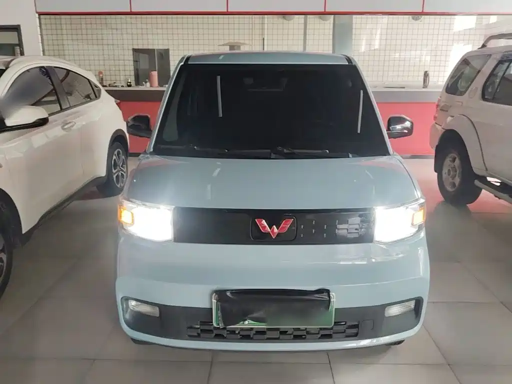 Wuling MINIEV — миниатюра 3