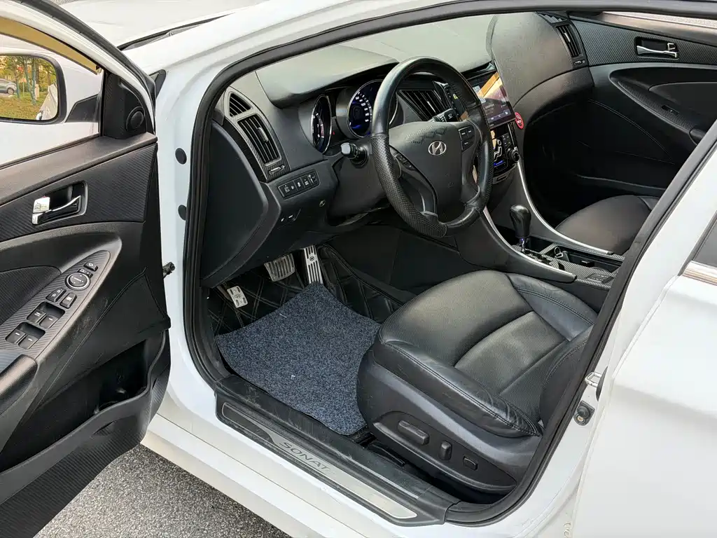Hyundai Sonata — миниатюра 13