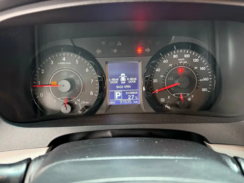 Toyota Sienna — миниатюра 12