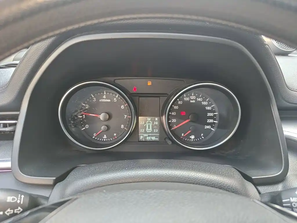 Haval M6 — миниатюра 12