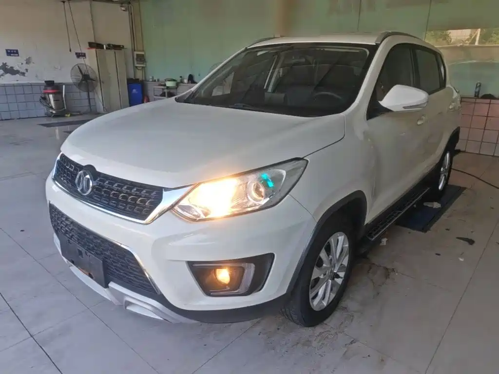 BAIC Senova X35 — миниатюра 2