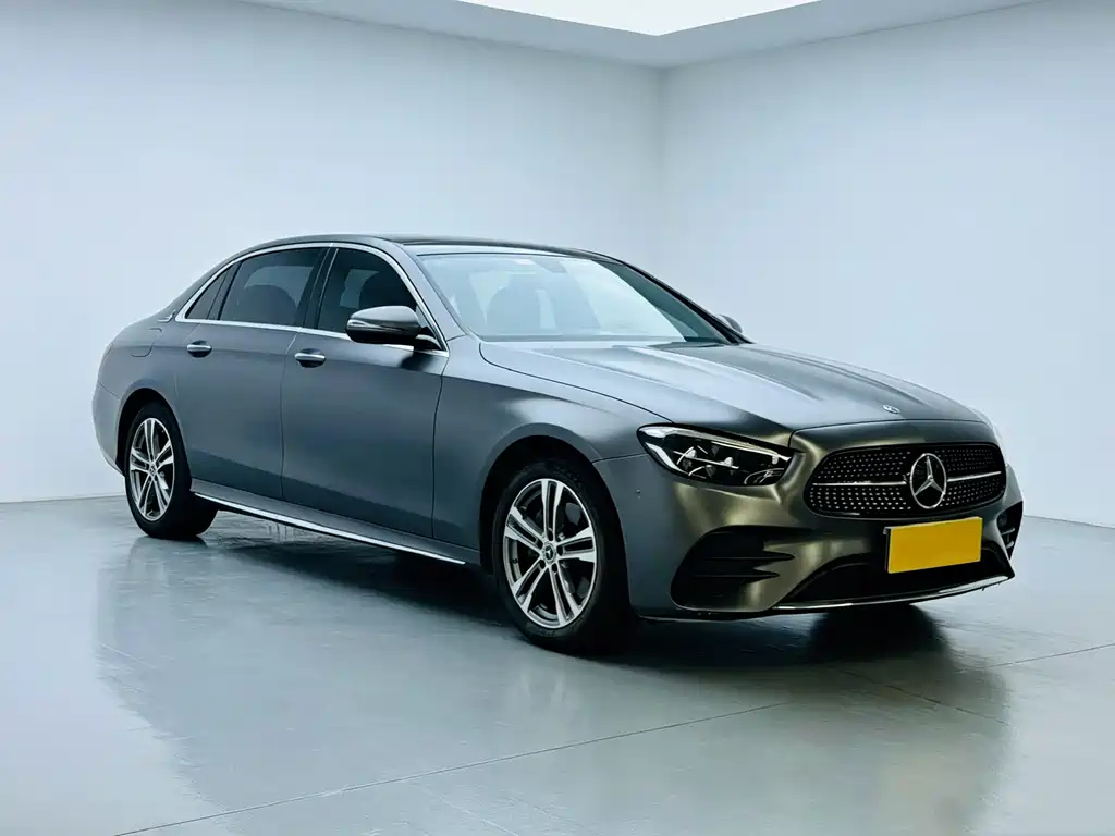 Mercedes-Benz E-Class — миниатюра 3