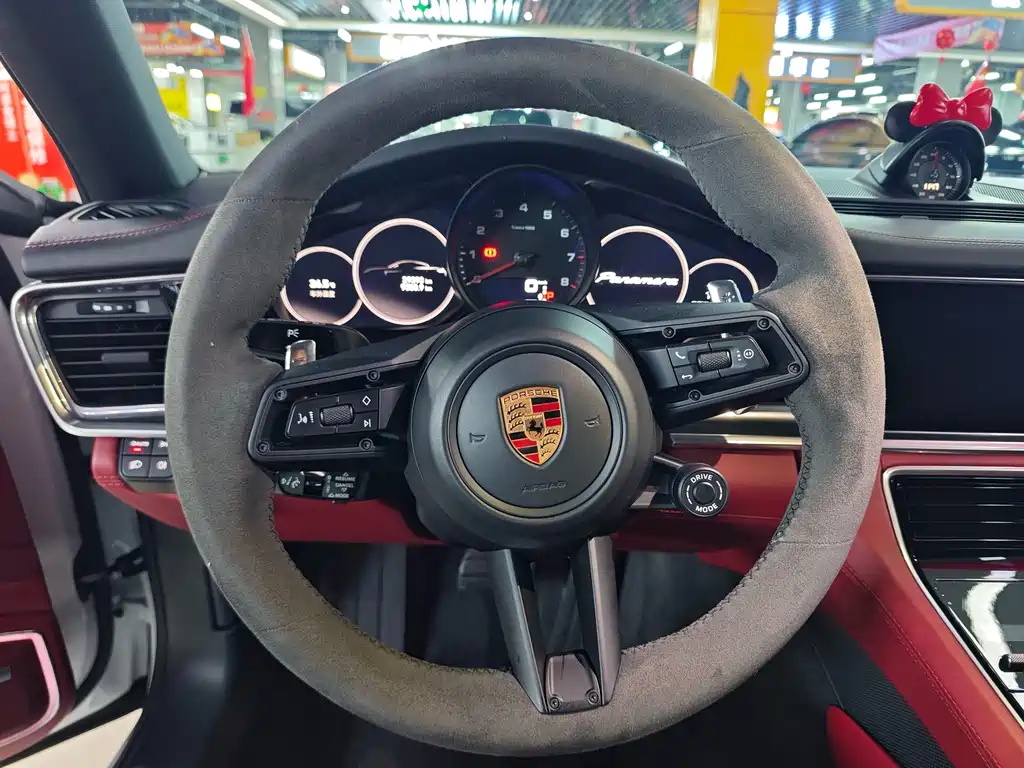 Porsche Panamera — миниатюра 13