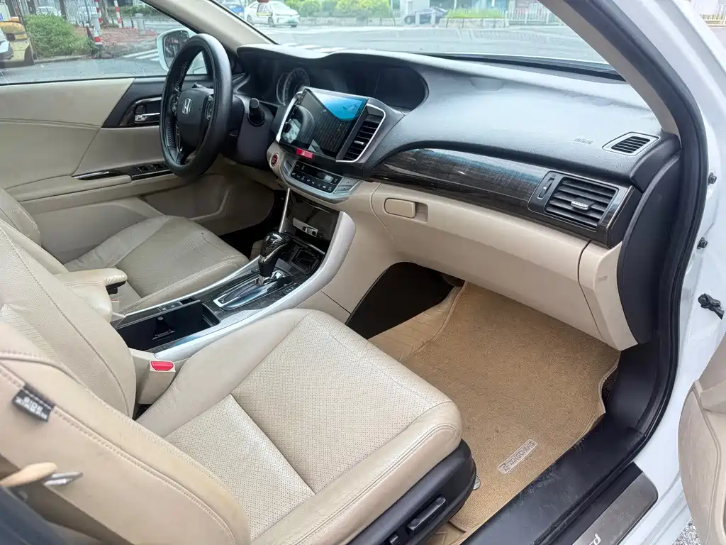 Honda Accord 2014 2.4L EX Luxury