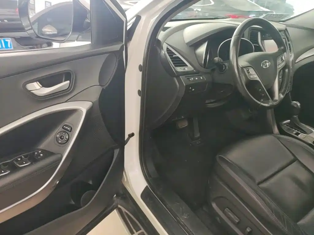 Hyundai Santa Fe — миниатюра 16
