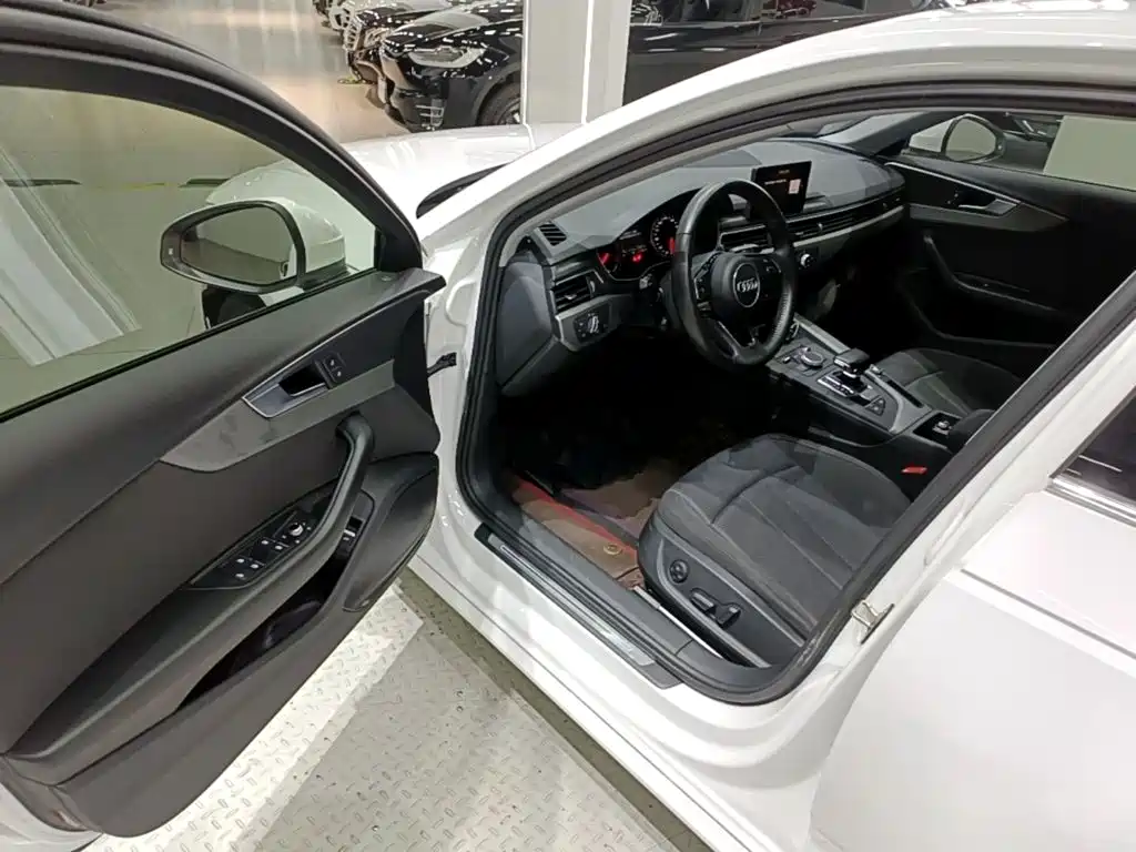 Audi A4L — миниатюра 16