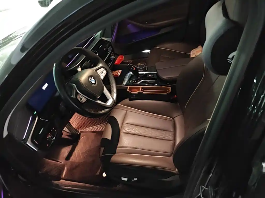 BMW 5 Series — миниатюра 18